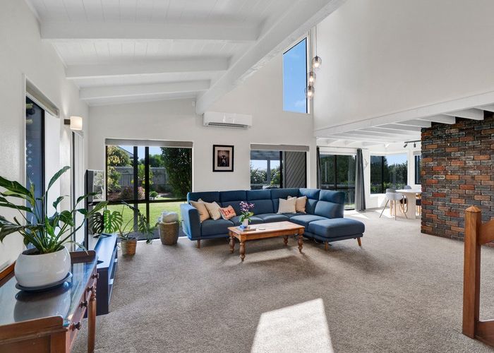  at 11A Ash Place, Whalers Gate, New Plymouth, Taranaki