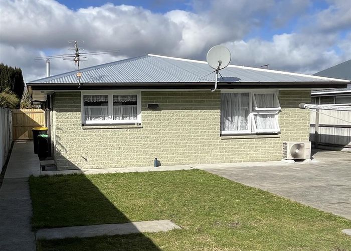  at 2/4 Upland Road, Hoon Hay, Christchurch
