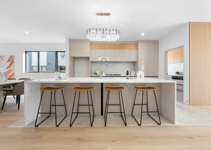  at 16 Grand Ridge Avenue, Flat Bush, Manukau City, Auckland