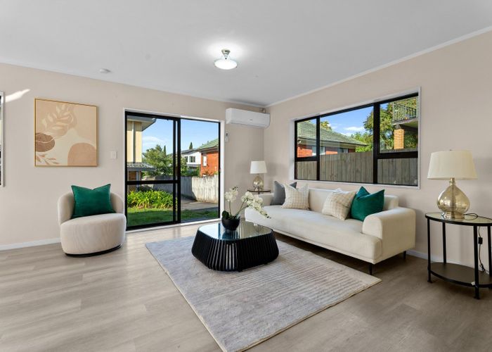  at 2/284 Richardson Road, Mount Roskill, Auckland City, Auckland