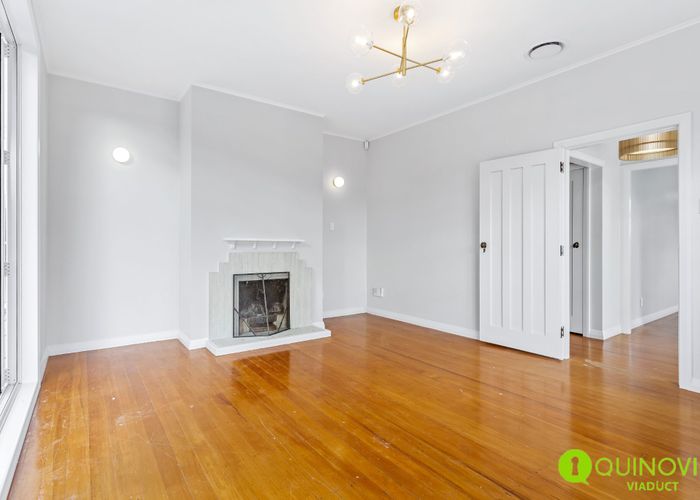  at 17 Kawau Rd, Greenlane, Auckland City, Auckland