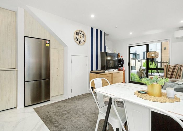  at 7/10 Rainey Grove, Taita, Lower Hutt, Wellington