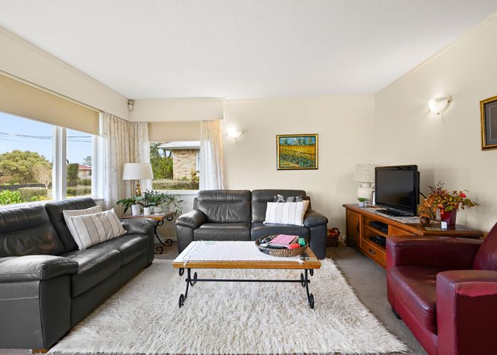  at 25 Greta Street, Glenview, Hamilton