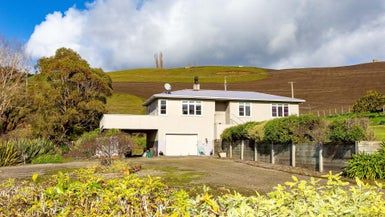  at 2110 State Highway 4, Parikino, Whanganui