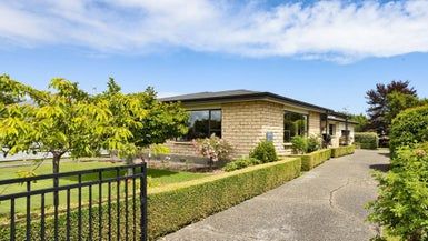  at 84 Margaret Street, Glengarry, Invercargill