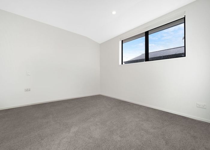  at 3/137 Tirimoana Road, Te Atatu South, Waitakere City, Auckland