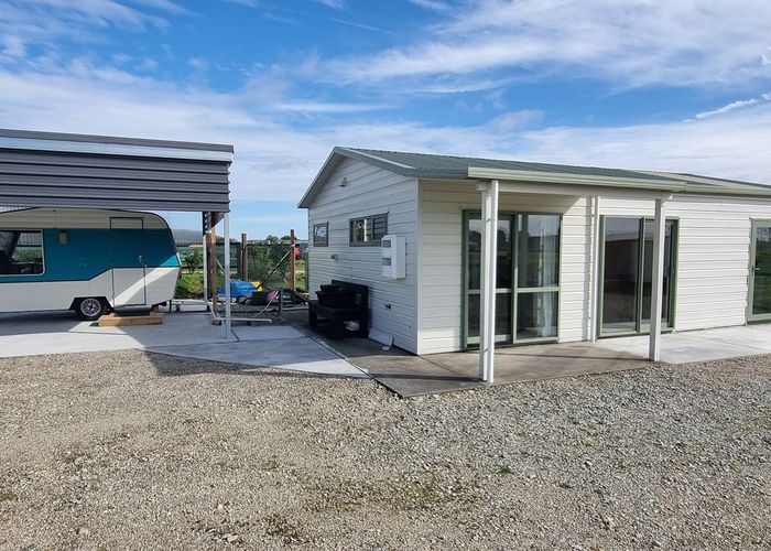  at 15 Havill Drive, Awatuna