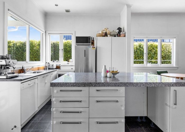  at 204 Gascoigne Street, Raureka, Hastings