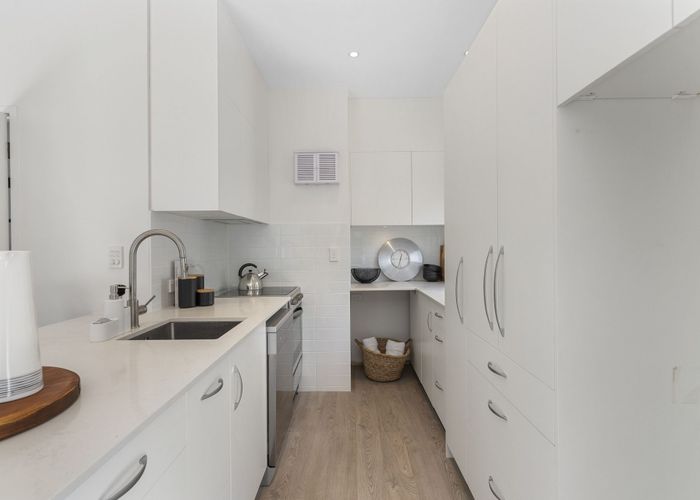  at 3/28 Tennyson Street, Mount Eden, Auckland City, Auckland