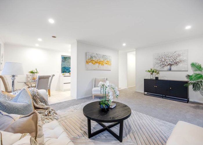  at 2/72 Shoreham Street, Avondale, Auckland City, Auckland