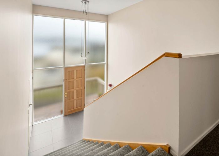  at 23 Knightsbridge Drive, Forrest Hill, North Shore City, Auckland