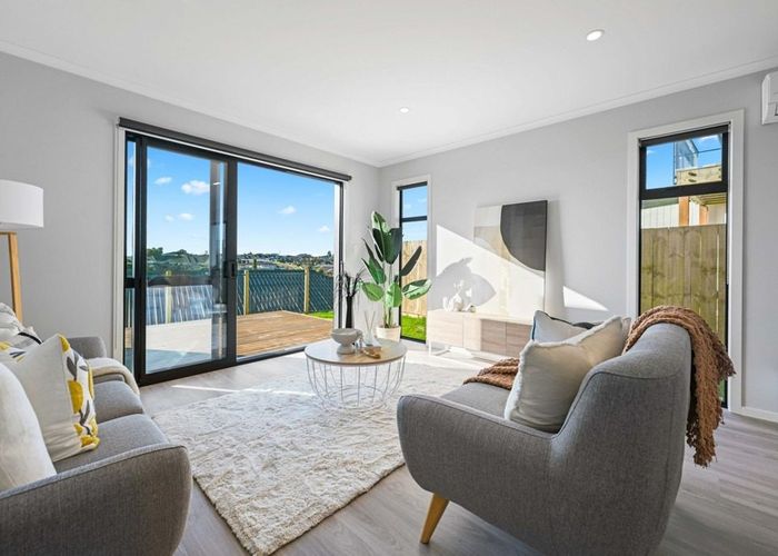  at 2/44 Rose Berry Crescent, Flagstaff, Hamilton, Waikato