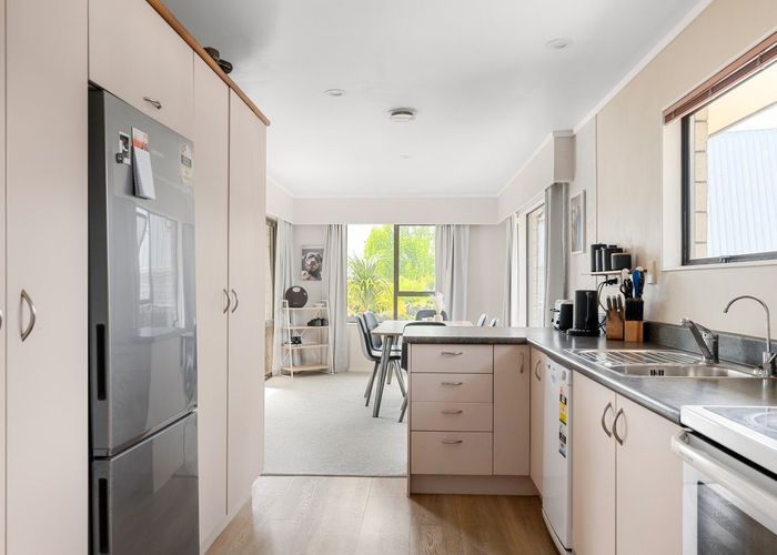  at 6 Hunter Avenue, Richmond