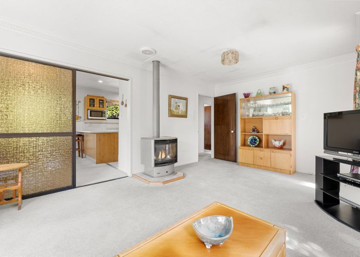  at 7 Clivedon Place, Redwood, Christchurch City, Canterbury