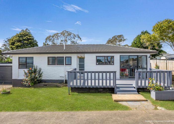  at 1/18 Frobisher Way, Clendon Park, Manukau City, Auckland