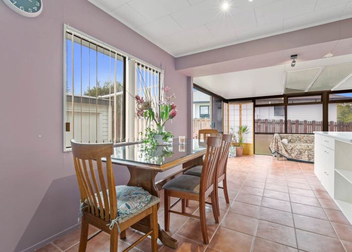 at 7 Wren Place, Unsworth Heights, Auckland