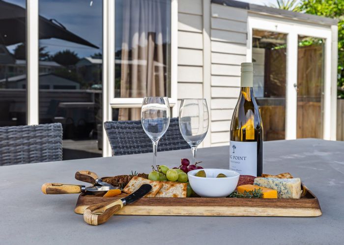  at 118 Rua Avenue, Waitarere Beach, Horowhenua, Manawatu / Whanganui