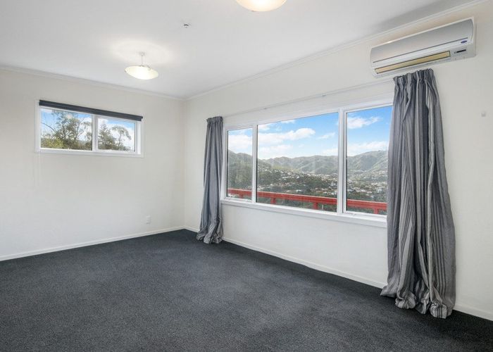  at 84A Cecil Road  (RENT NEGOTIABLE), Wadestown, Wellington, Wellington