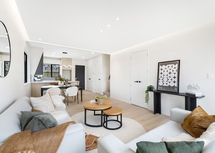  at 32 Toetoe Street, Westgate, Waitakere City, Auckland