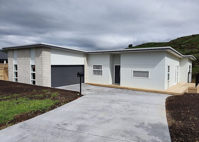  at 17 Bob Carter Place, Welcome Bay, Tauranga, Bay Of Plenty