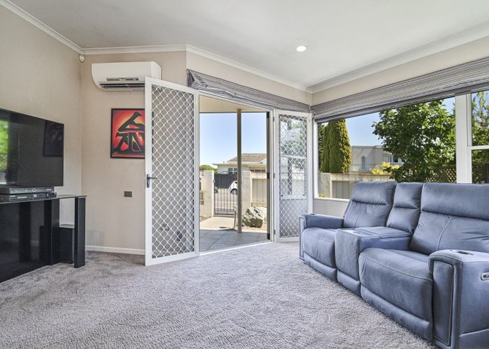  at 408 King Street South, Hastings