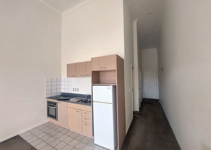  at 321/3 Morningside Drive, Morningside, Auckland City, Auckland