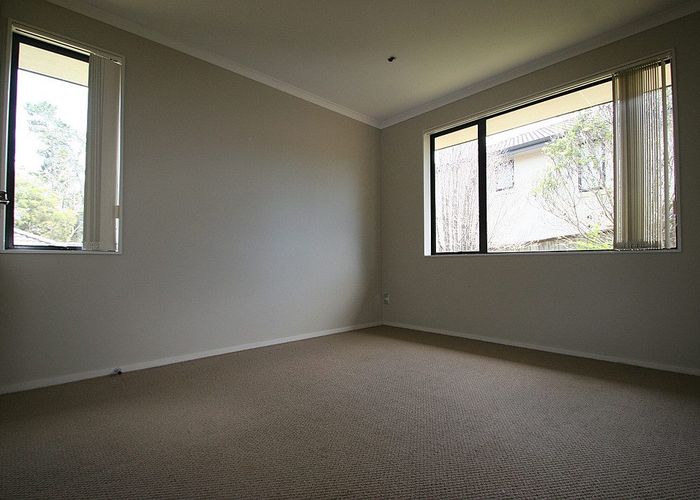  at 30 Kinleith Way, Albany, Auckland