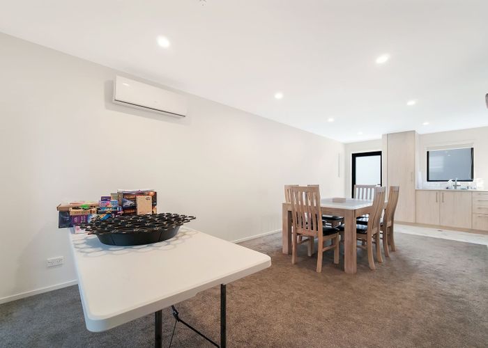  at 3/137 Tirimoana Road, Te Atatu South, Waitakere City, Auckland