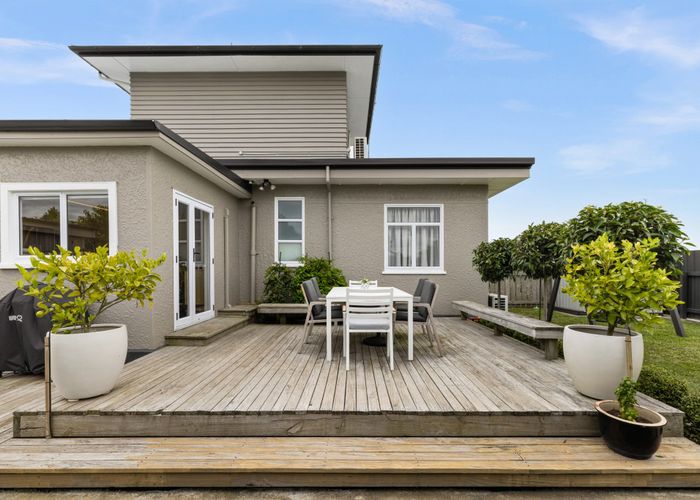  at 915 Lawrence Street, Akina, Hastings