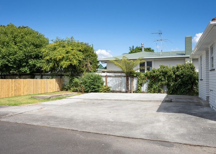  at 1/494 Swanson Road, Ranui, Waitakere City, Auckland