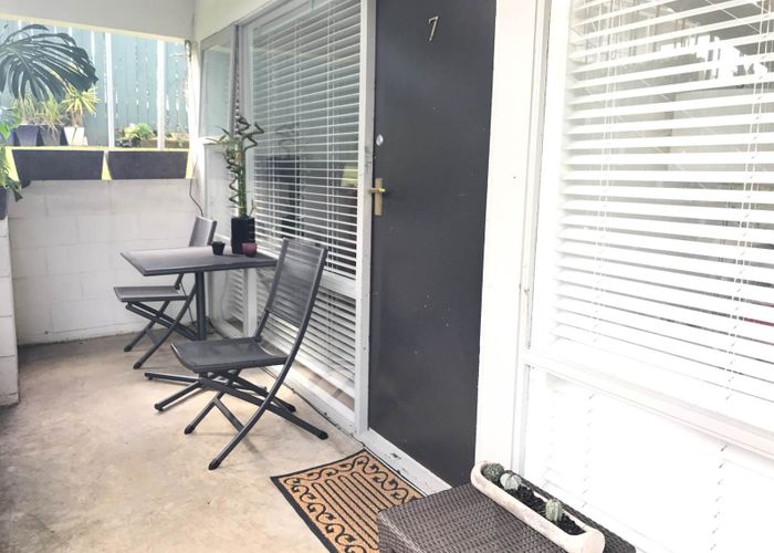  at 7/39 Sentinel Road, Herne Bay, Auckland
