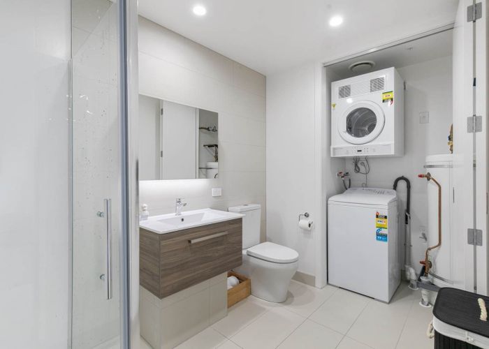  at 209/8 Waikumete Road, Glen Eden, Waitakere City, Auckland