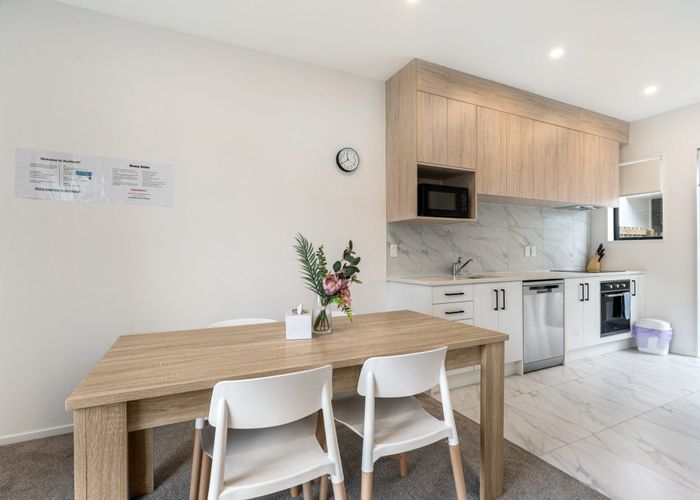 at 6 Aumarire Lane, Favona, Manukau City, Auckland