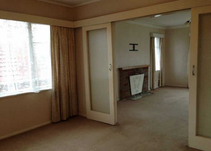  at 36 Budgen Street, Mount Roskill, Auckland
