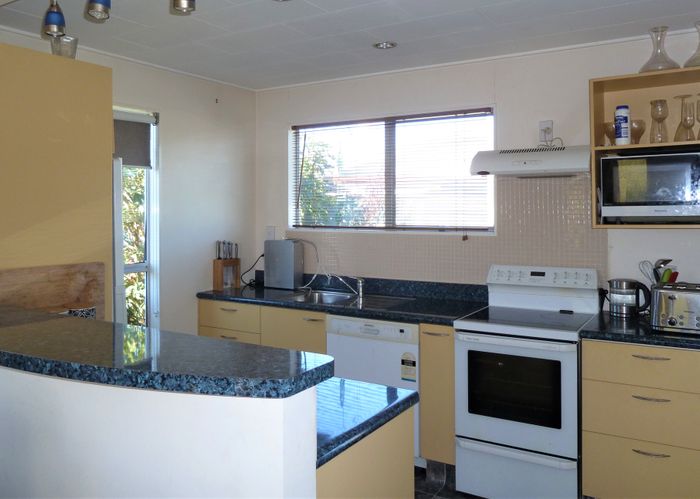  at 27 Tenby Terrace, Flaxmere, Hastings