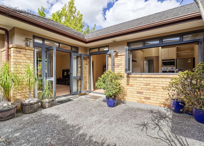  at 198 Kyle Road, Greenhithe, Auckland