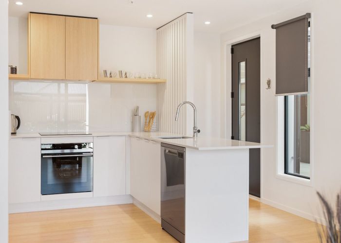  at 1/200 Knights Road, Hutt Central, Lower Hutt