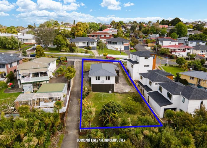  at 172 Methuen Road, New Windsor, Auckland