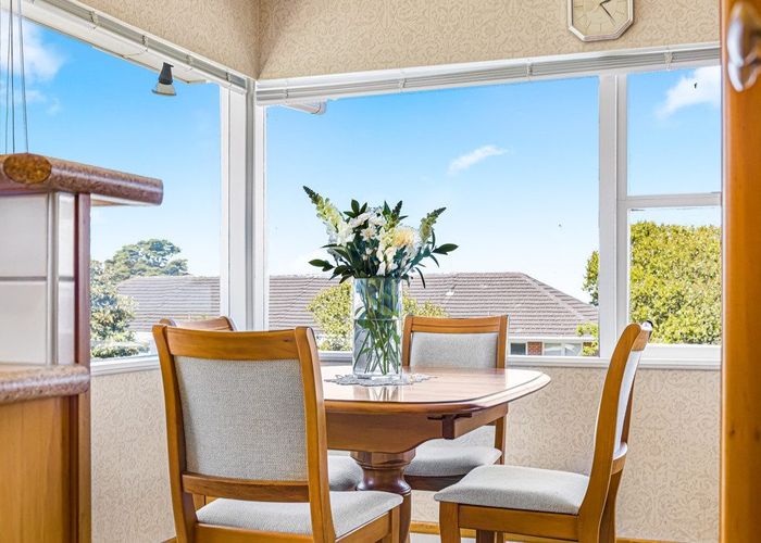  at 39 Holland Road, Hillcrest, North Shore City, Auckland