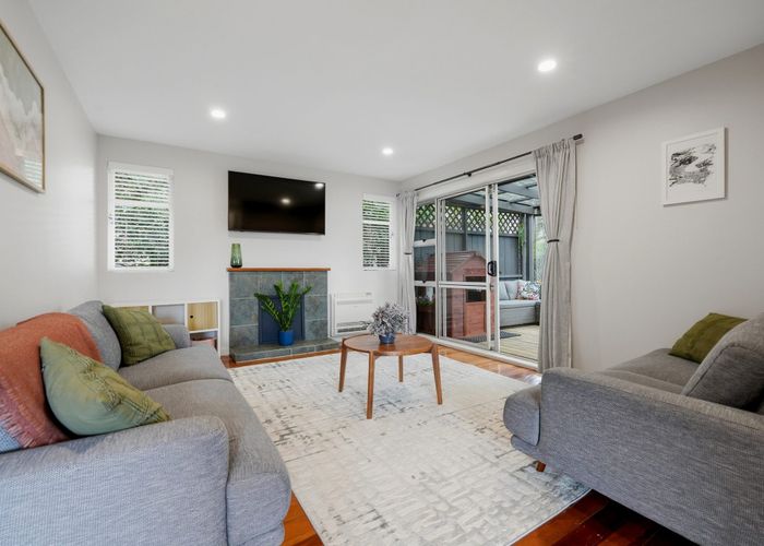  at 1/19 Poto Street, Te Atatu South, Waitakere City, Auckland