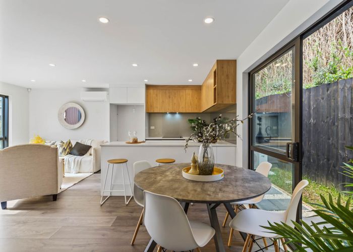  at 27D BUSBY Street, Blockhouse Bay, Auckland