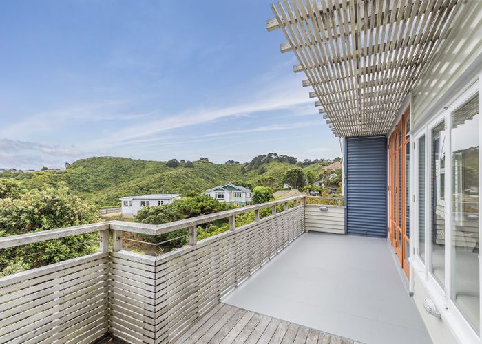  at 117 Nevay Road, Miramar, Wellington