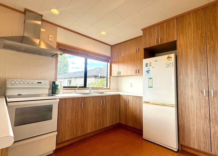  at 34B Roberts Road, Glenfield, North Shore City, Auckland