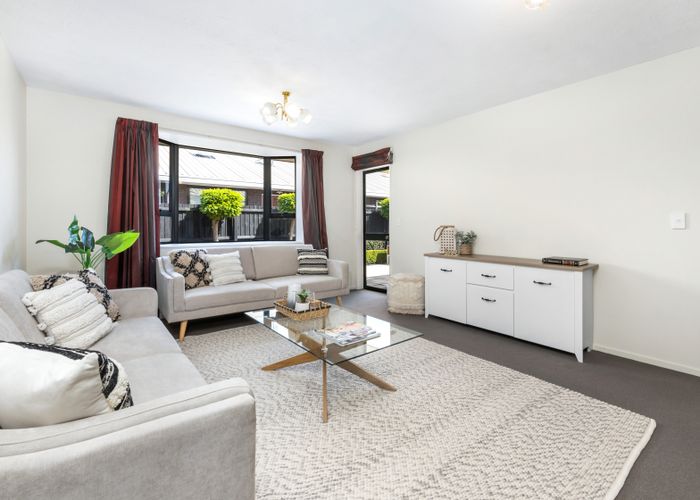  at 2/19 Wyndham Street, Papanui, Christchurch
