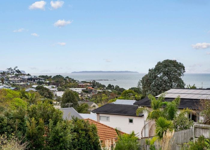  at 26 Braemar Road, Rothesay Bay, North Shore City, Auckland