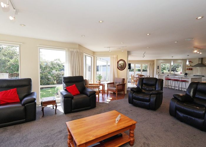  at 73 Rosewood Drive, Rosedale, Invercargill