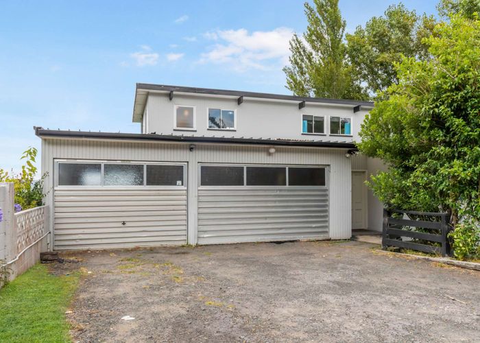  at 39 Mountain Road, Western Heights, Rotorua