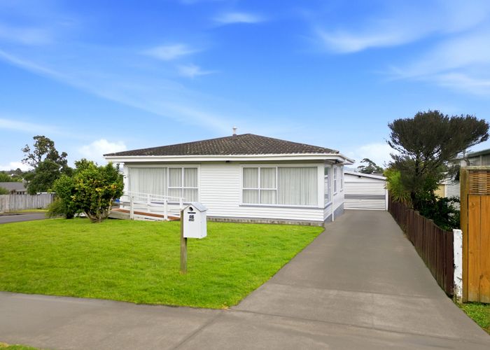  at 46 Gloria Avenue, Te Atatu Peninsula, Waitakere City, Auckland