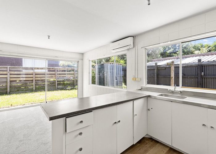  at 2/4 Herekawe Drive, Spotswood, New Plymouth, Taranaki