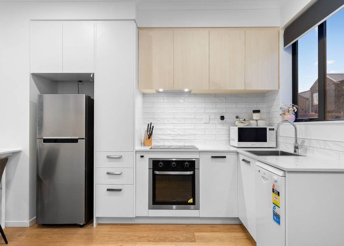  at 83  Waipuhinui Way, Wiri, Manukau City, Auckland